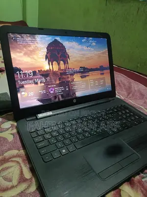 HP Laptop Core i3