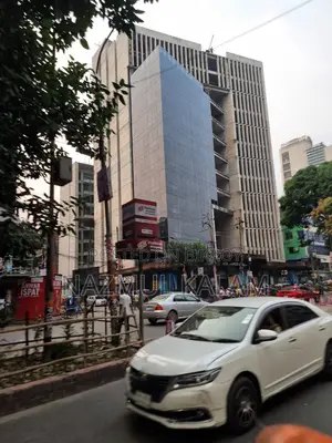 ভাড়ার জন্য কমার্শিয়াল স্পেস