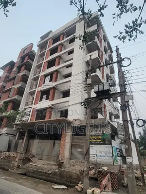 High Quality South West Corner 1550 sft Apartment