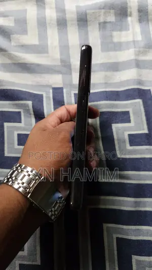 Samsung Galaxy S21 (Used)