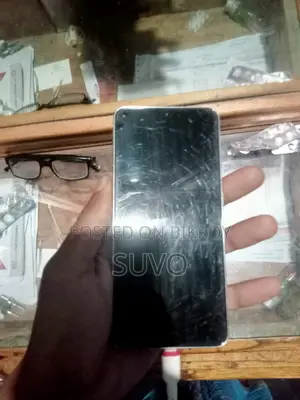 Samsung Galaxy S21 (Used)