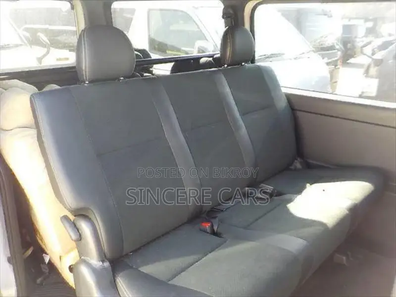 Toyota Hiace SUPER GL DARK PRIME 2022