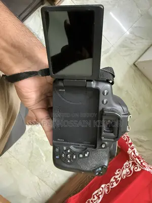 Canon EOS 750D DSLR Camera (Full Set)