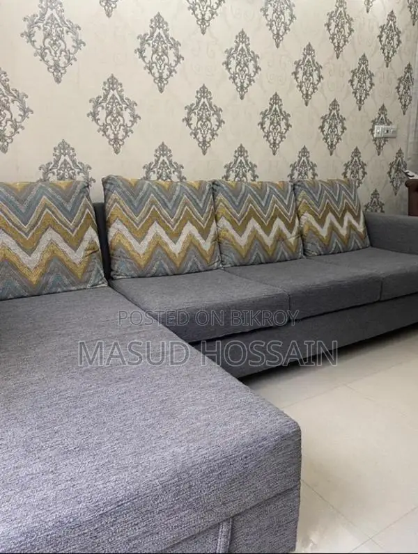 Hatil L-shaped sofa with storage and round table