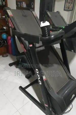 একটি ট্রেডমিল বিক্রি করা হবে