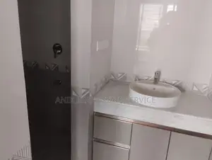 বনানীতে ব্র্যান্ড নিউ ৩৫০০ বর্গফুটের আনফার্নিশড ফ্ল্যাট ভাড়া হবে