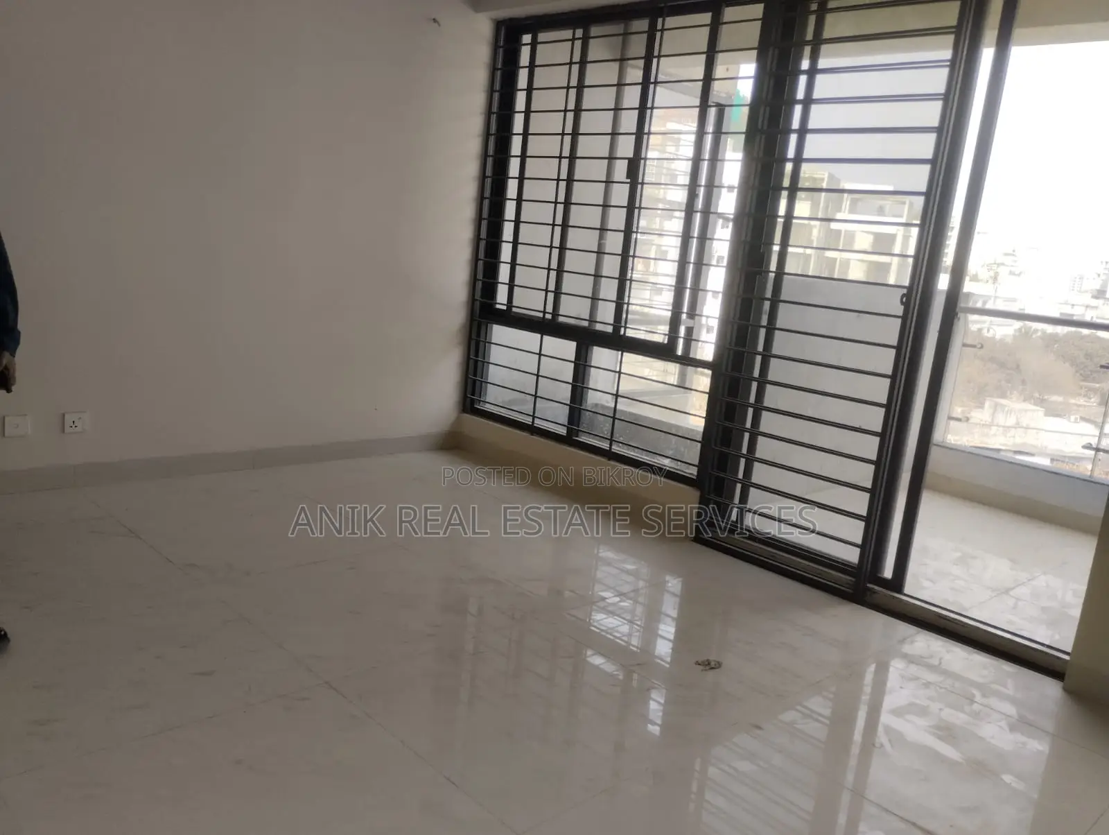 Brand New 3500 Sft Un Farnised Flat Rent At Banani