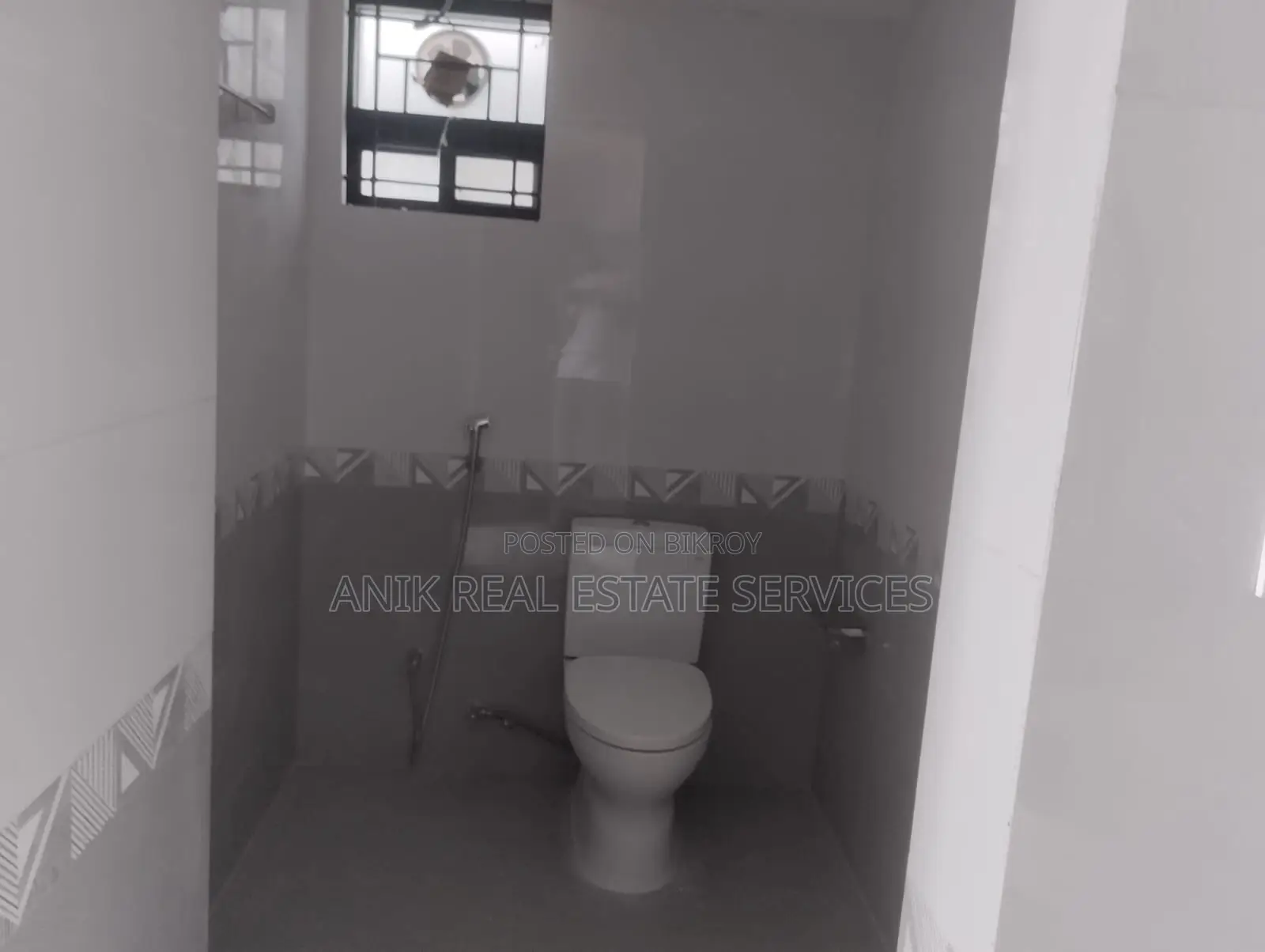 Brand New 3500 Sft Un Farnised Flat Rent At Banani