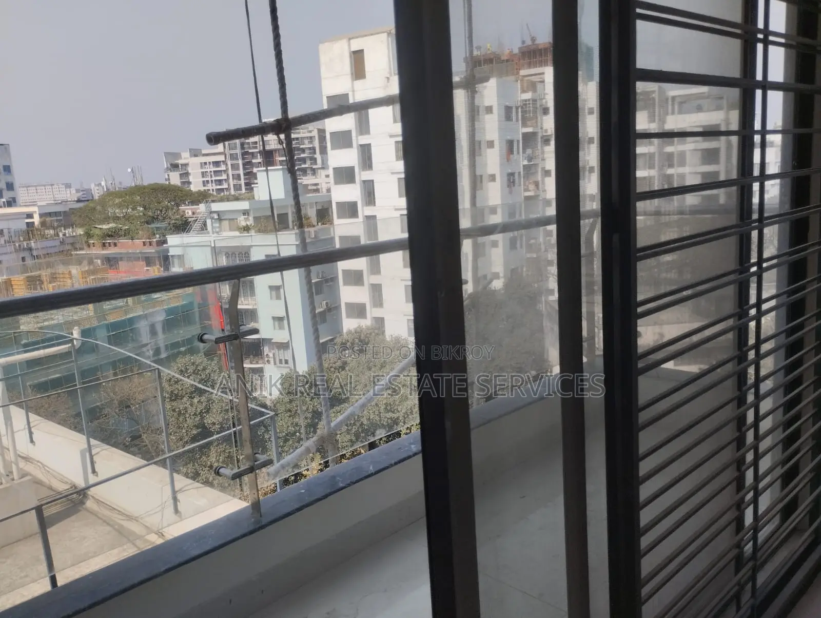 Brand New 3500 Sft Un Farnised Flat Rent At Banani