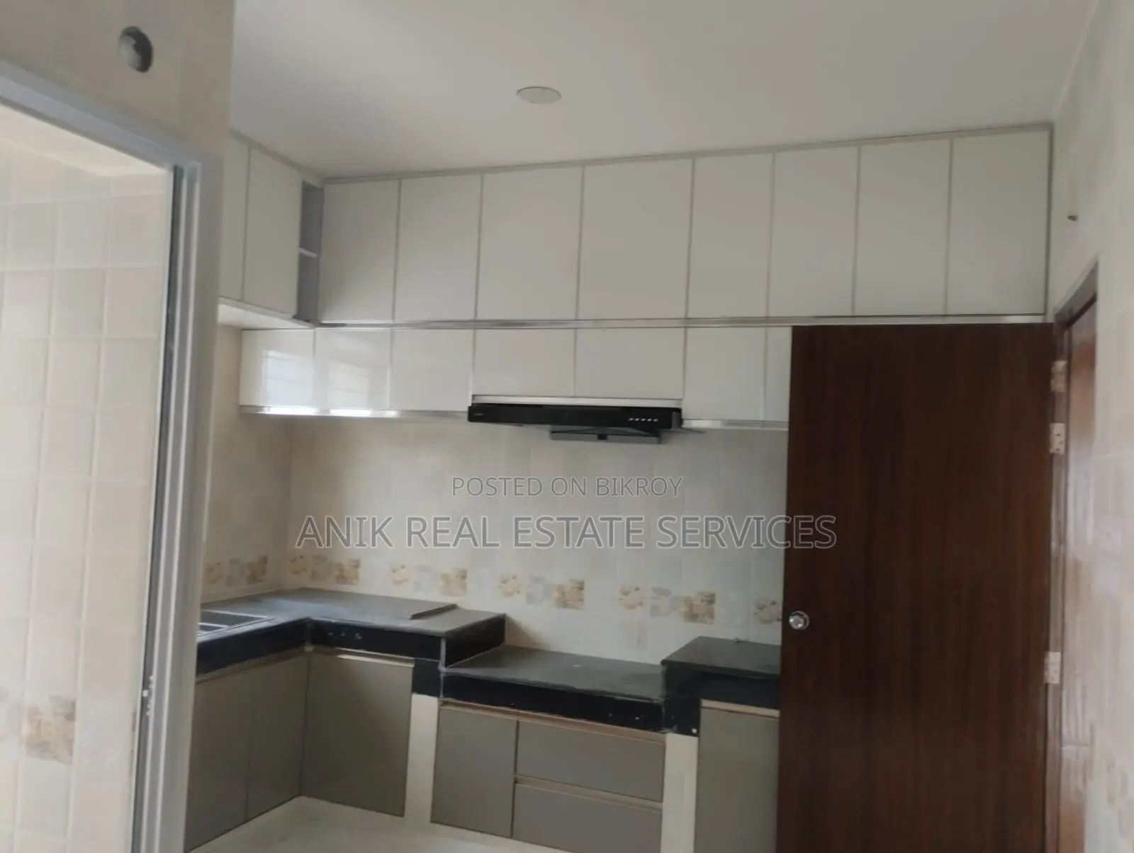 Brand New 3500 Sft Un Farnised Flat Rent At Banani