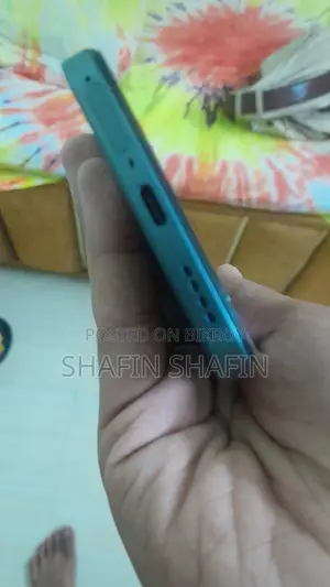 Realme 15 t (Used)
