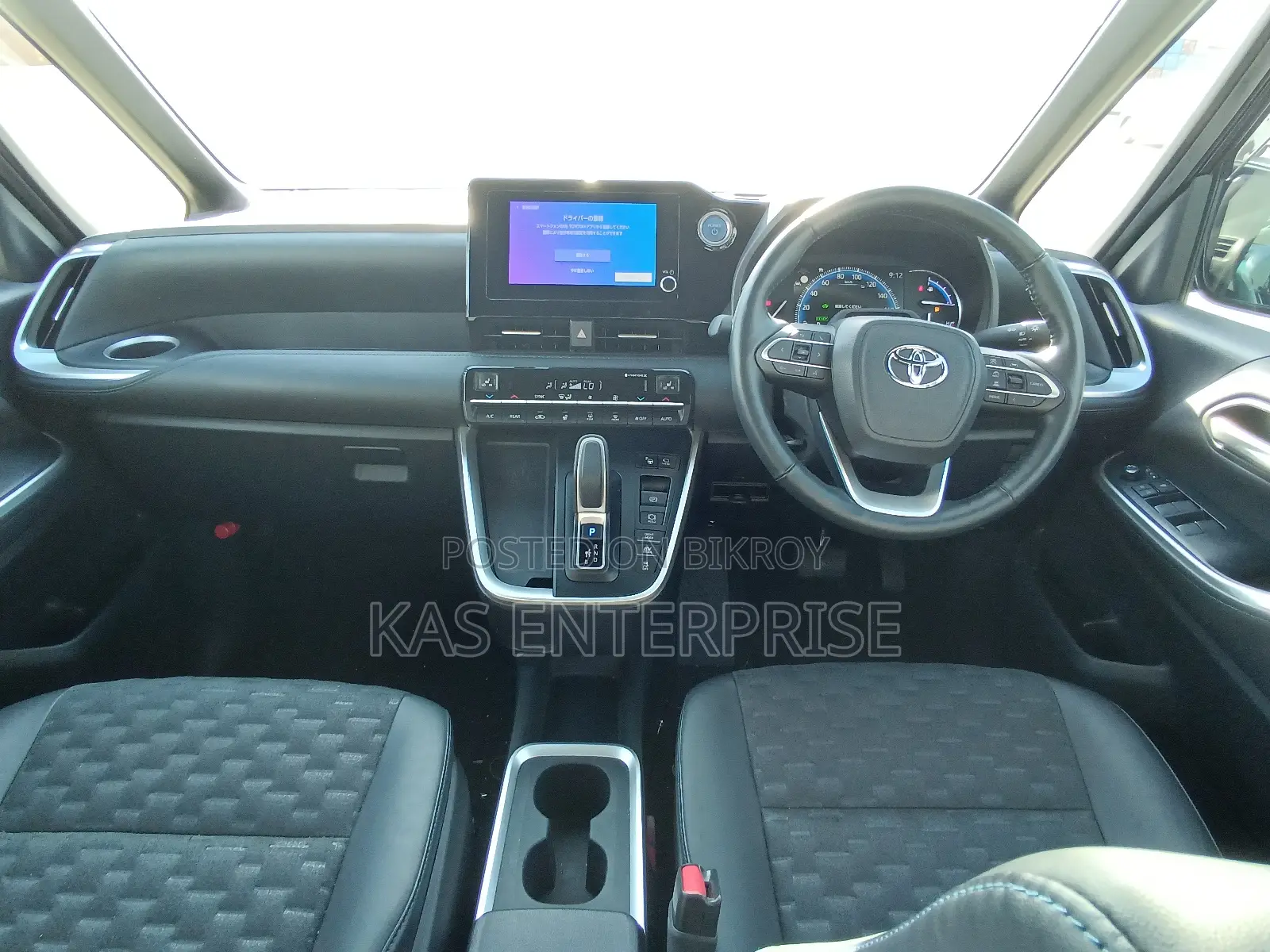 Toyota Voxy S-Z HYBRID PURPLE4.5 2022