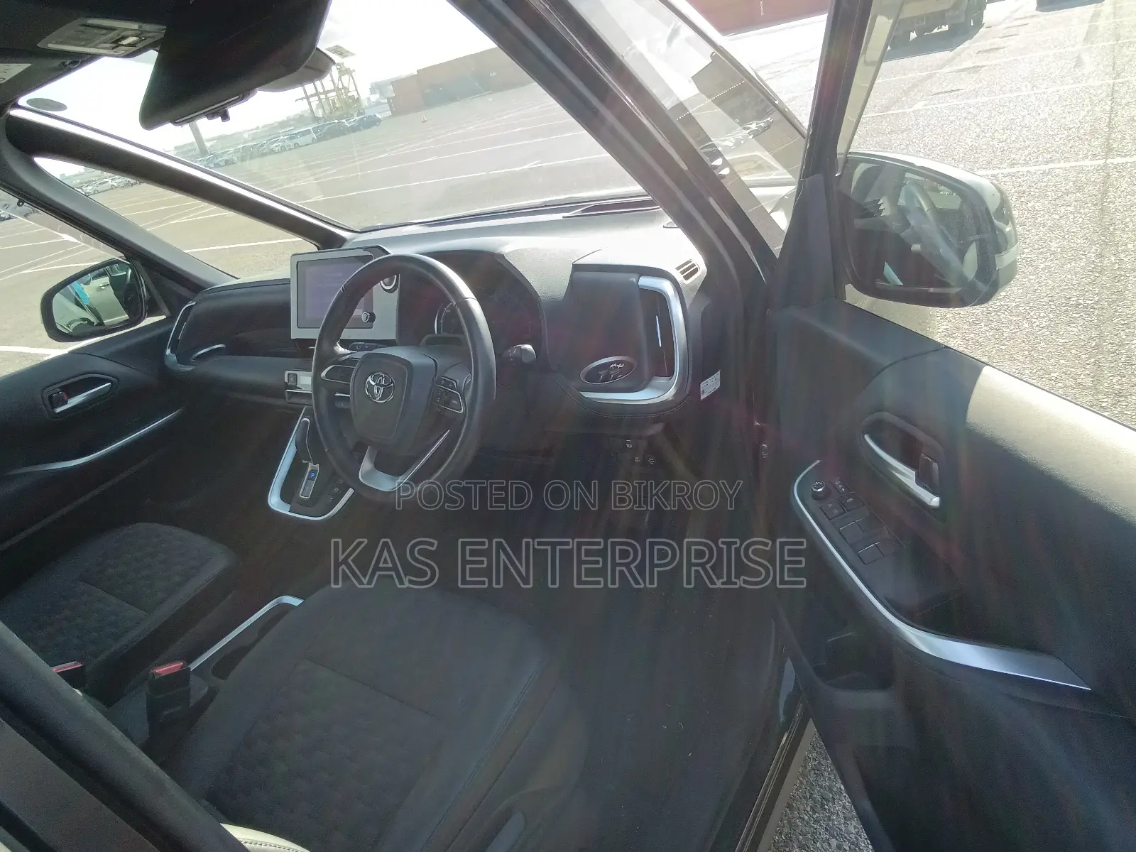 Toyota Voxy S-Z HYBRID PURPLE4.5 2022