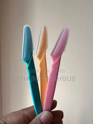 ৩ পিস ফেসিয়াল রেজার কম্বো