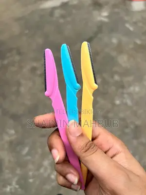 ৩ পিস ফেসিয়াল রেজার কম্বো