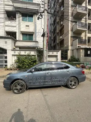 Toyota Premio 2004
