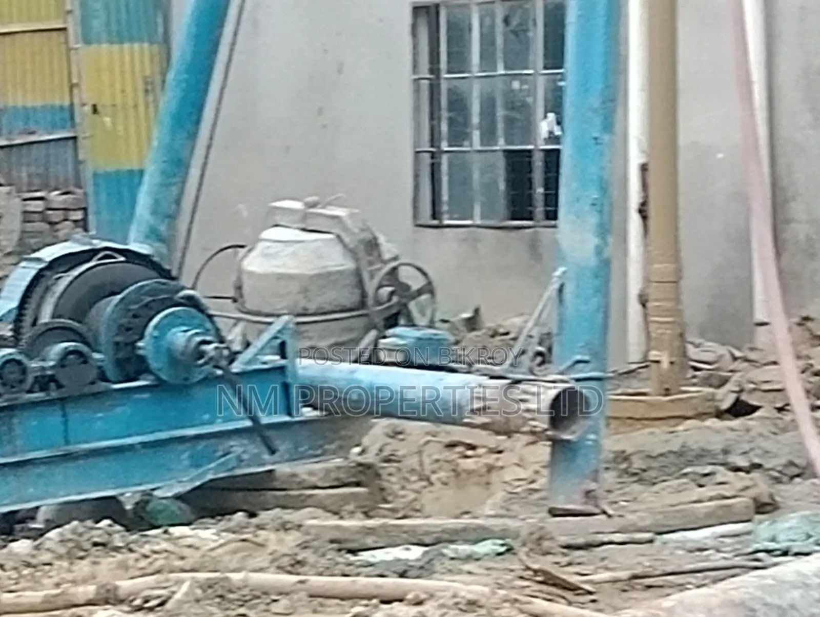1500 sft Flat Near Monipur Girls ang Boys School 60 Feet 30 instalment