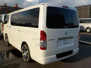 Toyota Hiace SGL Dark P-II Pack. 2020