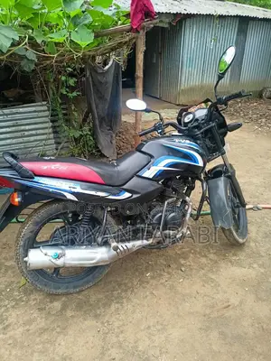 TVS Metro 2017