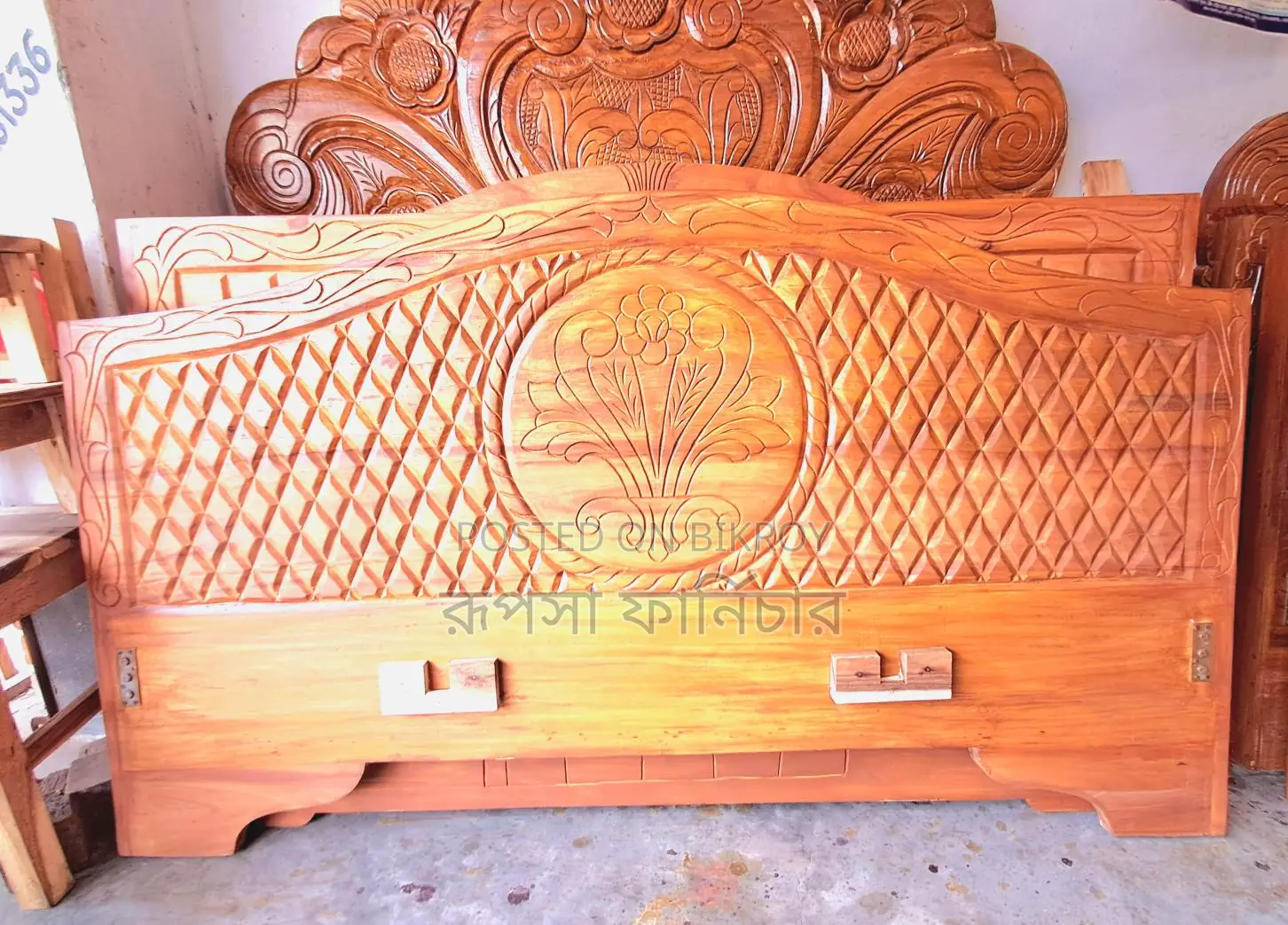 6/7 Feet Semi-Box Bed