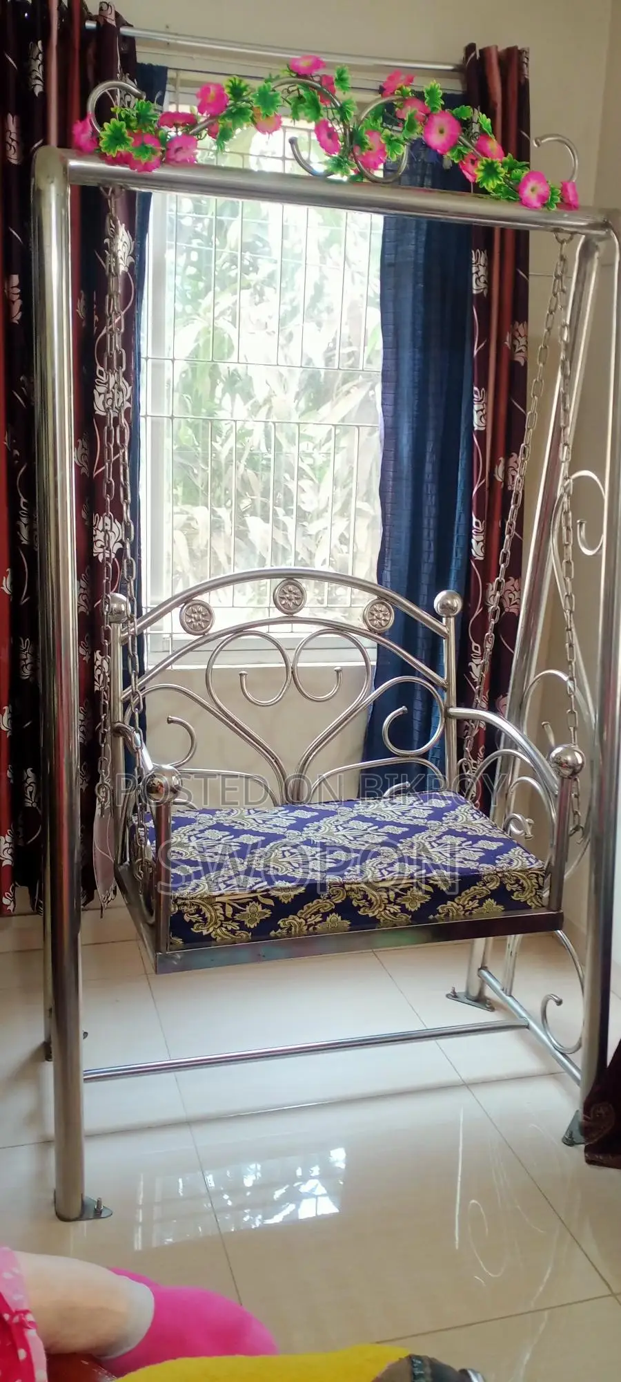 Selling swing with SS stand