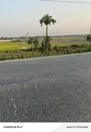 যেকোনো ধরনের ইন্ডাস্ট্রি করার মত উপযুক্ত জমি বিক্র হবে।