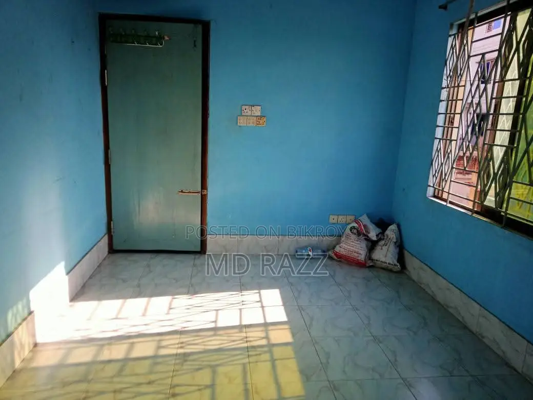Sublet Room Available