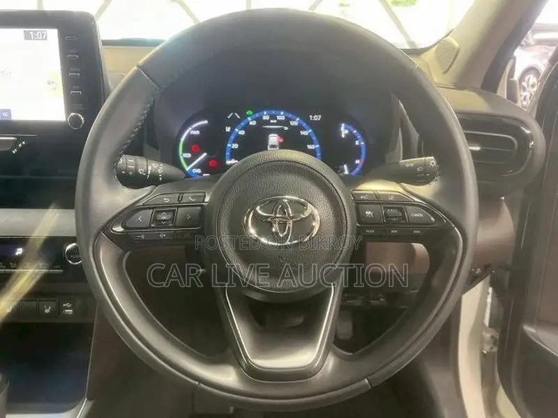 Toyota Yaris Cross HYBRID READY 2021