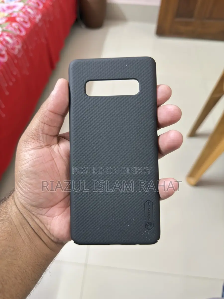 S10 plus NILLKIN cover