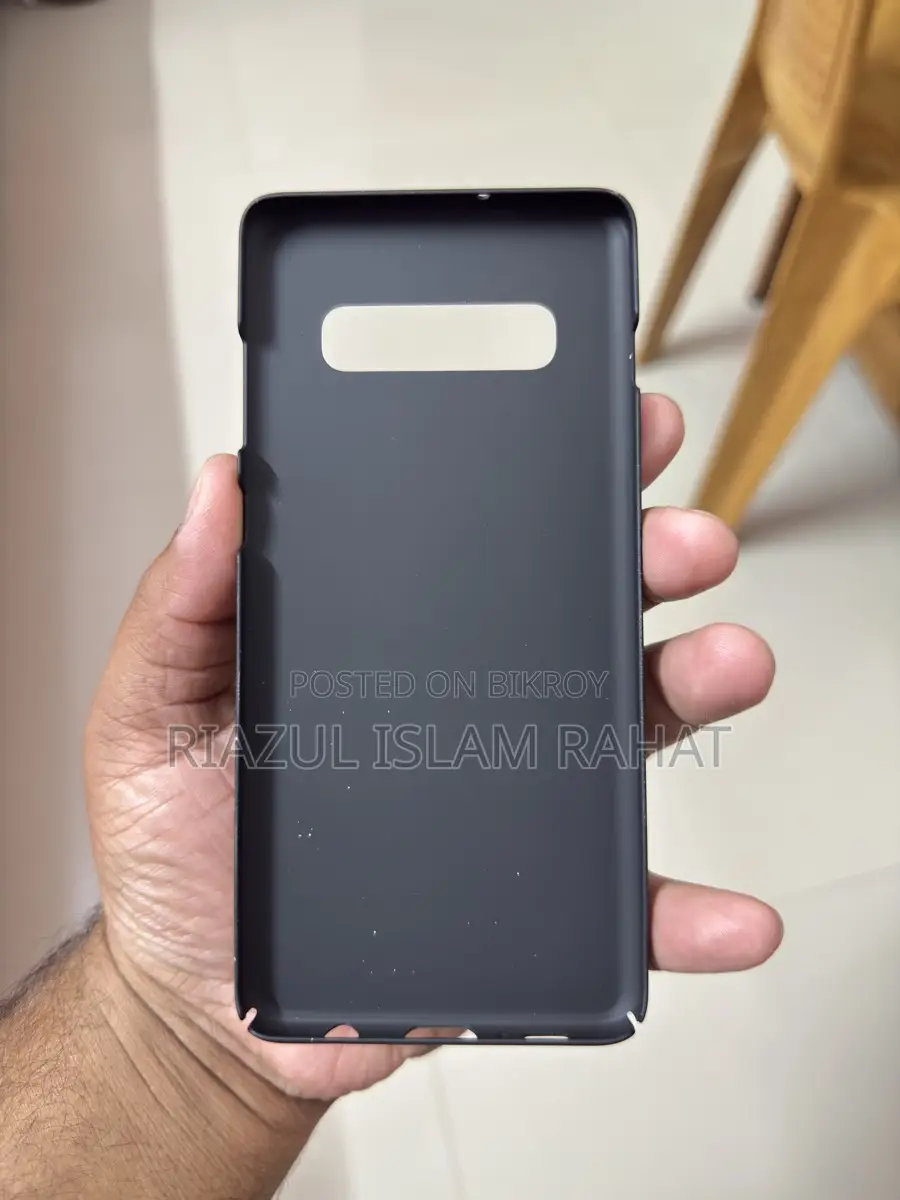 S10 plus NILLKIN cover