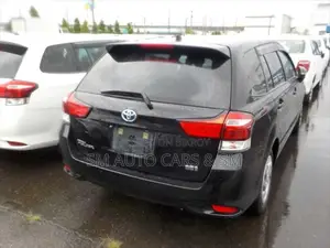 টয়োটা ফিল্ডার হাইব্রিড ইএক্স ব্ল্যাক ২০২১