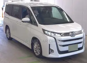 Toyota Noah Z PKG PEARL 360 CAM 2023