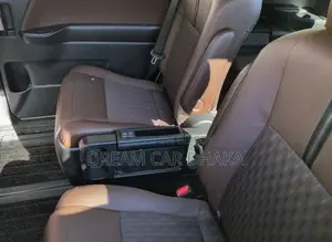 Toyota Noah Z PKG PEARL 360 CAM 2023