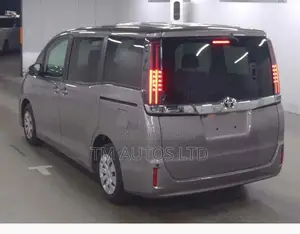 Toyota Noah X PKG 3.5 BROWN 2021