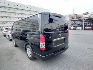 Toyota Hiace Super GL Dark Prime2 2022