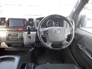 Toyota Hiace Super GL prime 2021