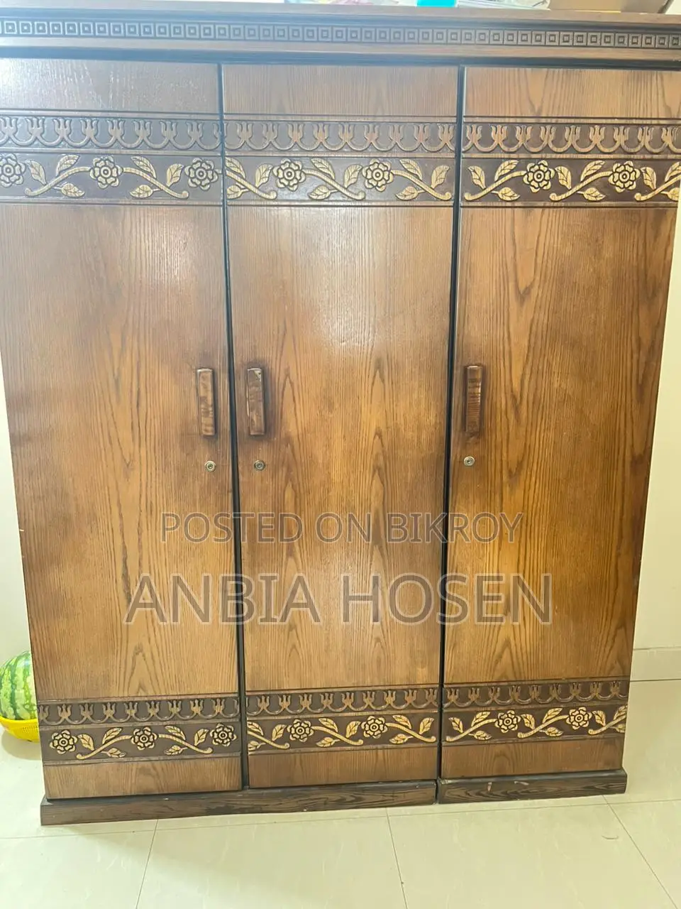 Malaysian Board Almirah