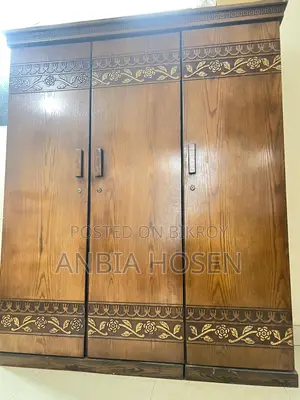 Malaysian Board Almirah