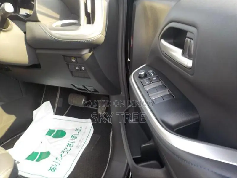 Toyota Voxy S-z Pack. 2022