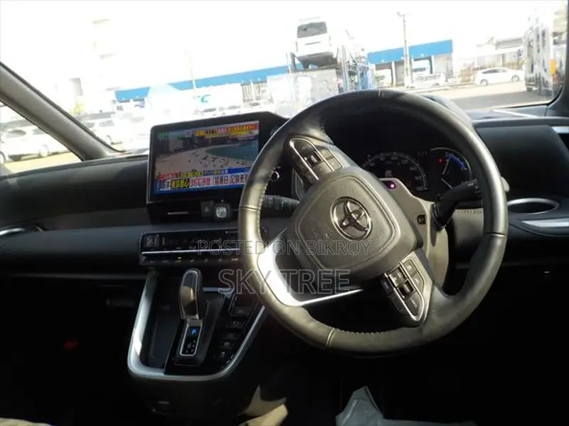 Toyota Voxy S-z Pack. 2022