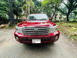 Toyota Land Cruiser VX-V8 (Diesel Turbo) 2012