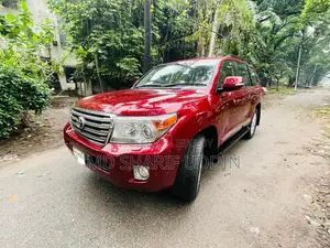 Toyota Land Cruiser VX-V8 (Diesel Turbo) 2012