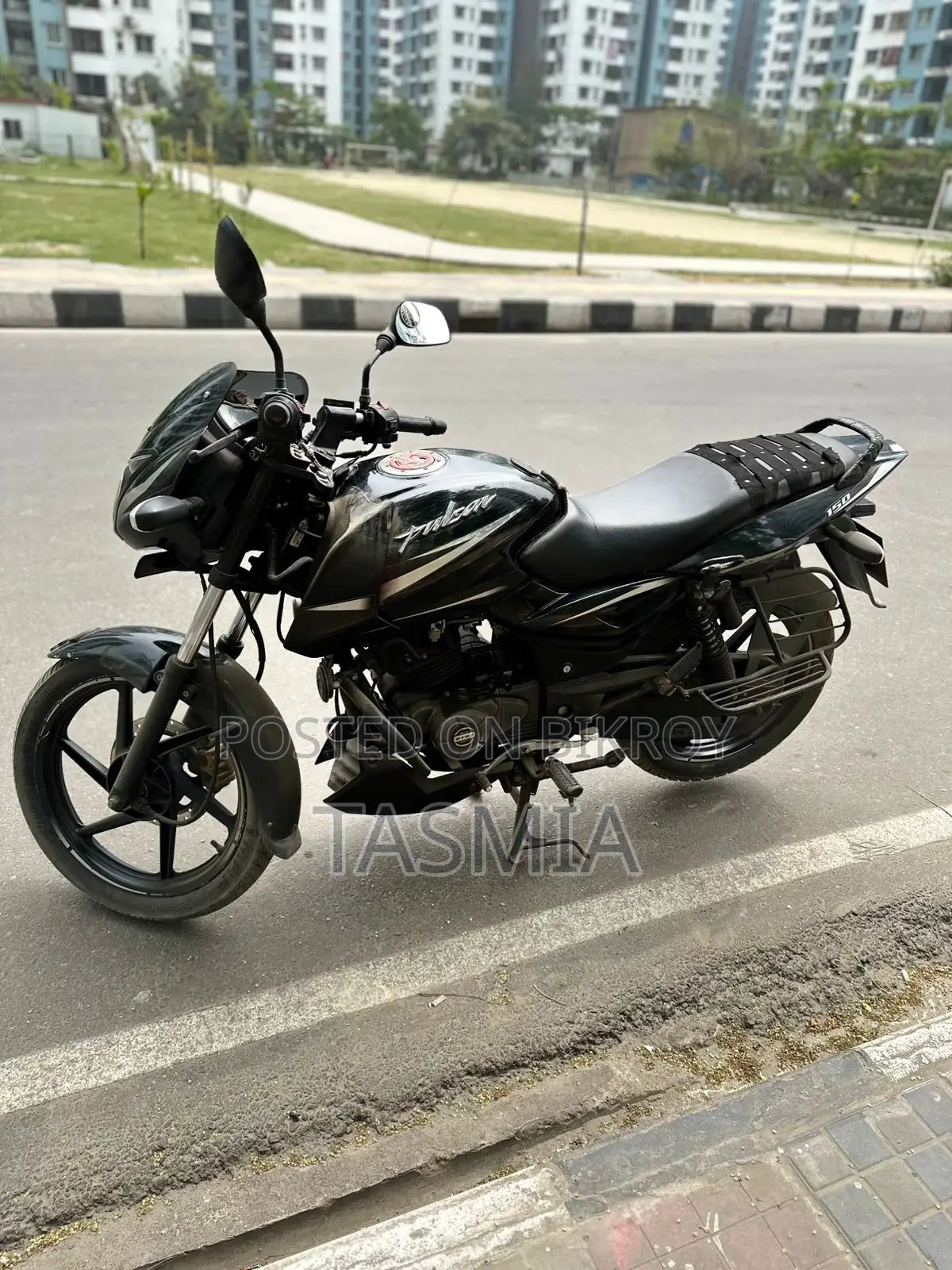 Bajaj Pulsar 150 . 2017