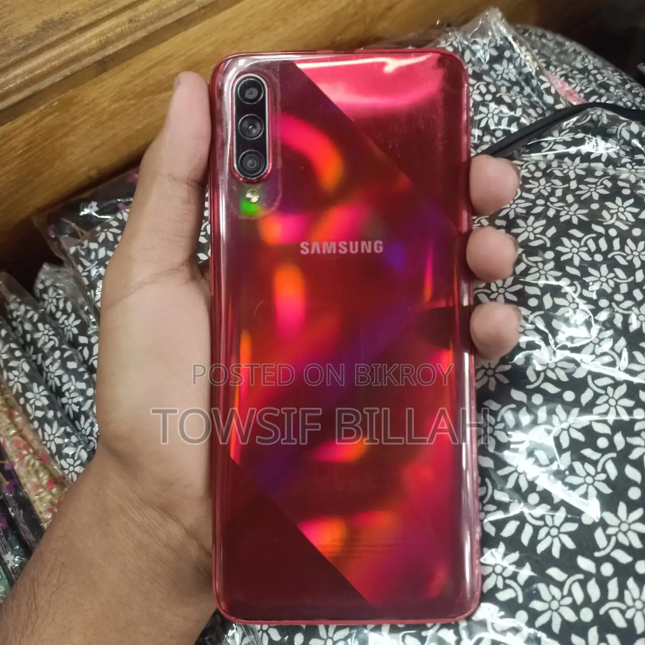 Samsung Galaxy A70s (Used)