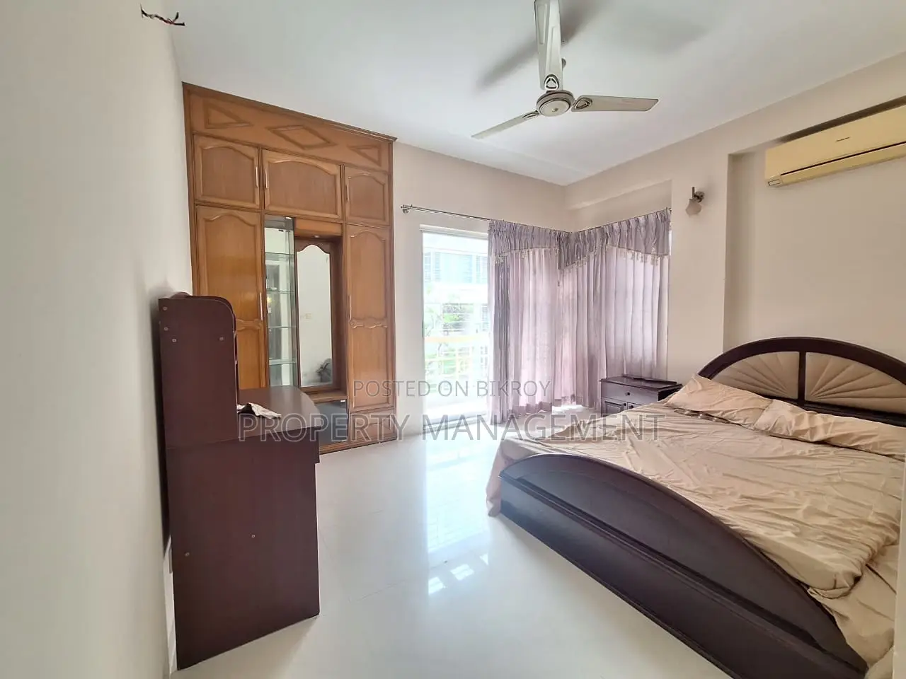 2200sqft Fully Furnished Apartment Rent Gulshan2 3bed Bath Nice View