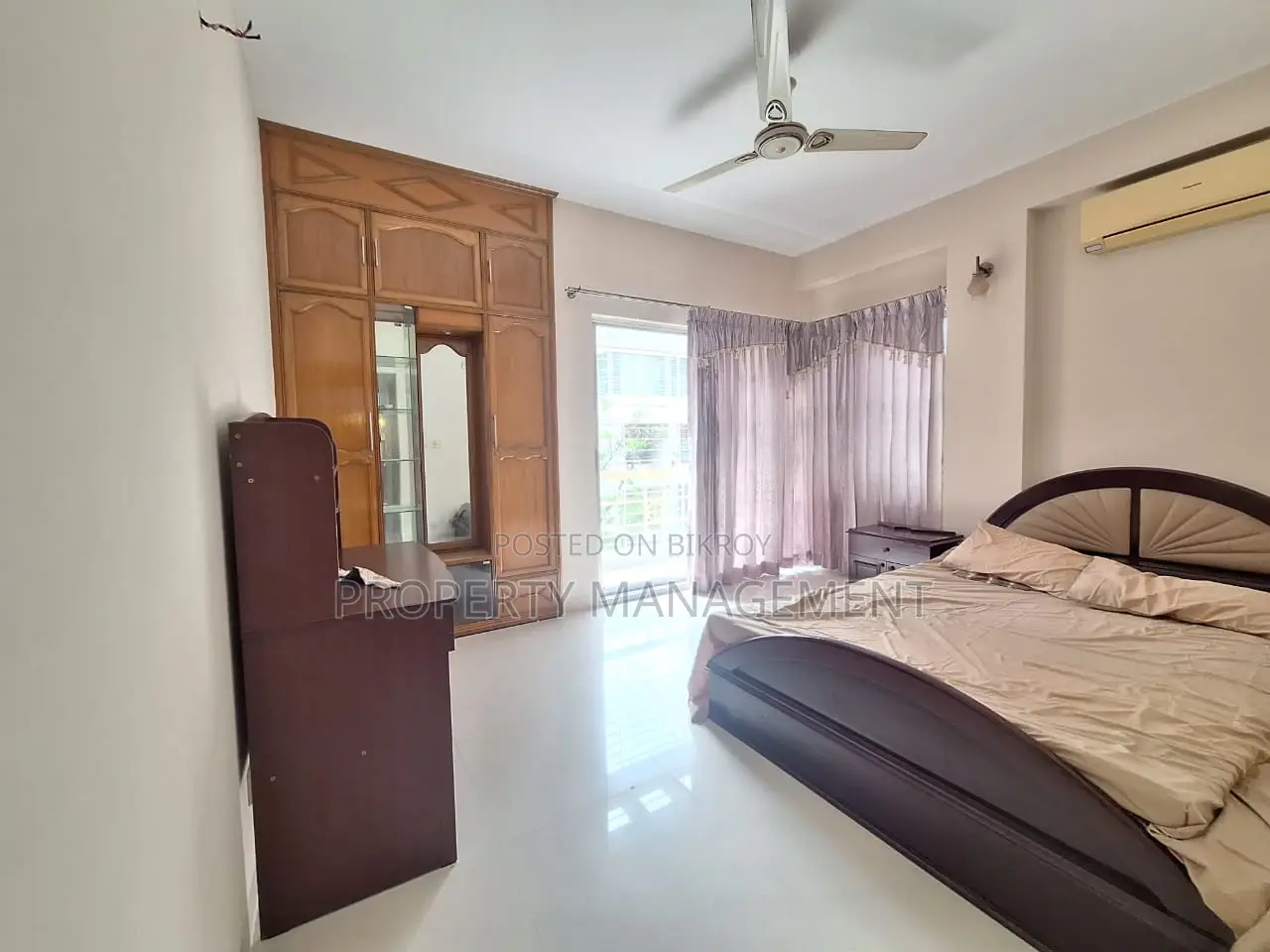 2200sqft Fully Furnished Apartment Rent Gulshan2 3bed Bath Nice View