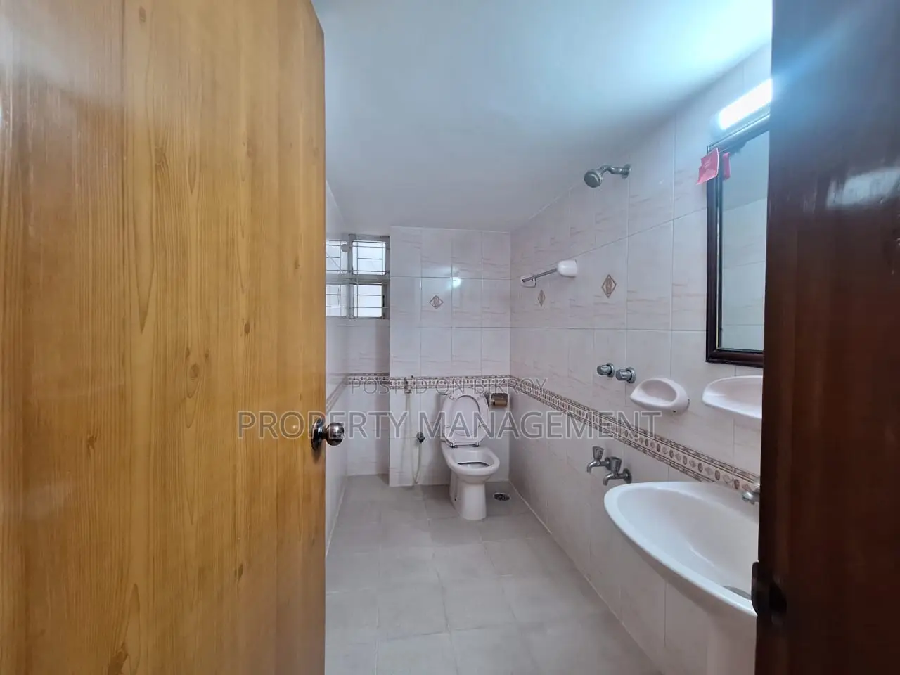 2200sqft Fully Furnished Apartment Rent Gulshan2 3bed Bath Nice View