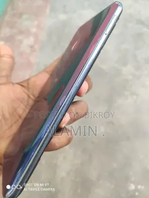 Huawei Y9 . (Used)