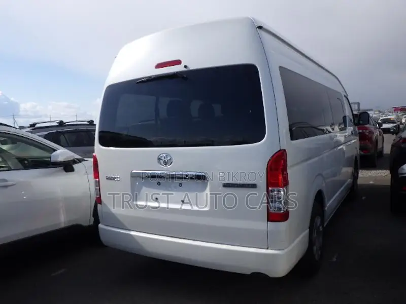 Toyota Hiace GRAND CABIN 2021