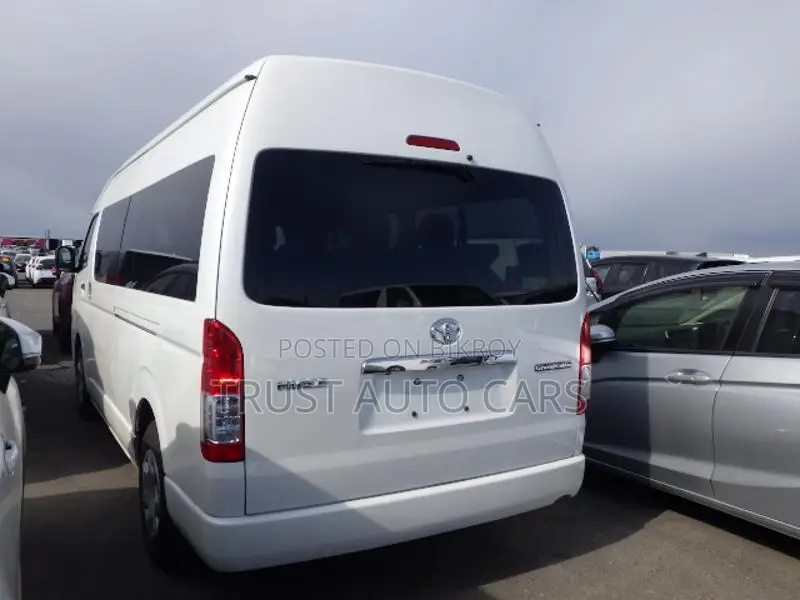 Toyota Hiace GRAND CABIN 2021